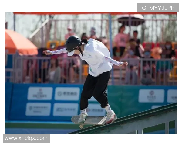 武汉滑板队在滑板精英赛中的灵活性表现与战术分析 武汉滑板队在滑板精英赛中的灵活性表现与战术分析